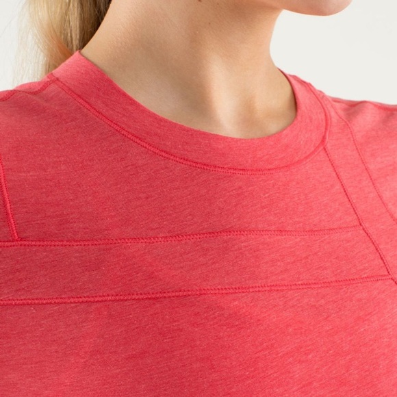 lululemon Promenade Long Sleeve Love Red Sz 12 - Picture 3 of 13